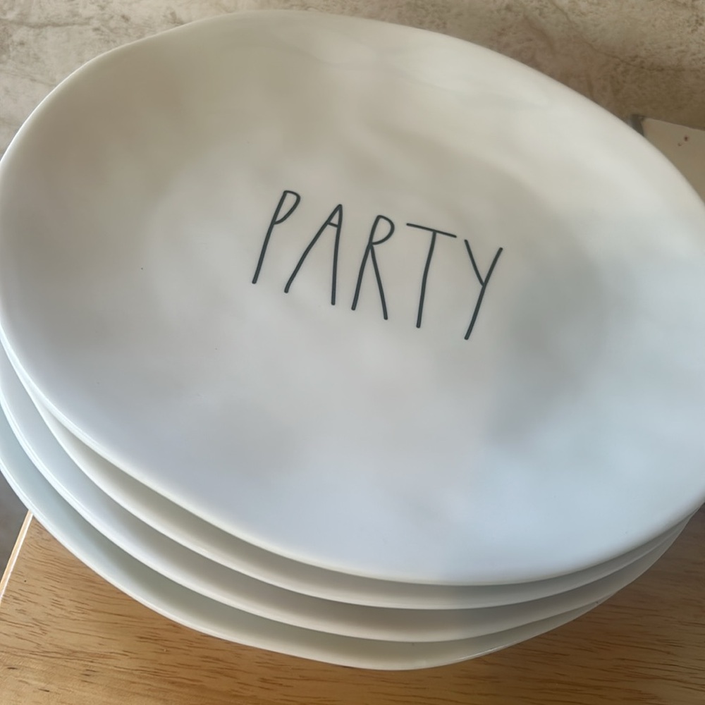 Rae Dunn Artisan Collection by Magenta Plates